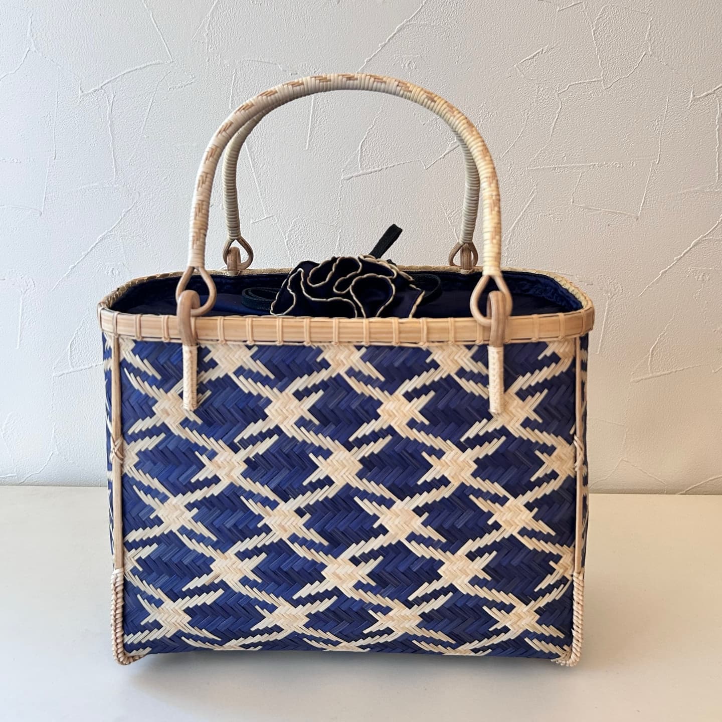 籠バック（大）　ナチュラルネイビー柄